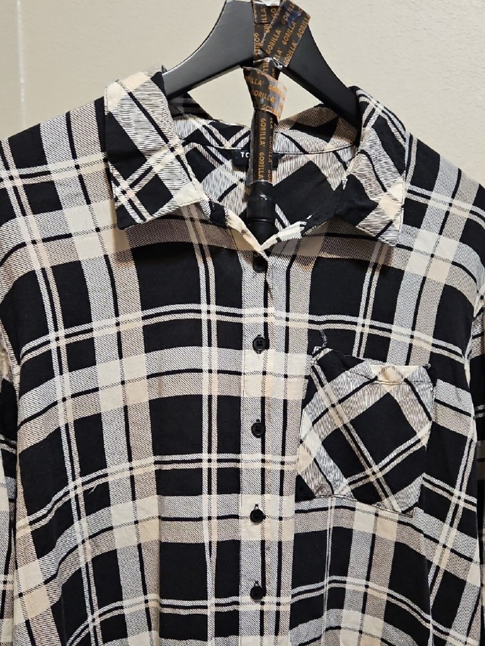 torrid Black and Cream Plaid Shirt - Picture 2 of 8